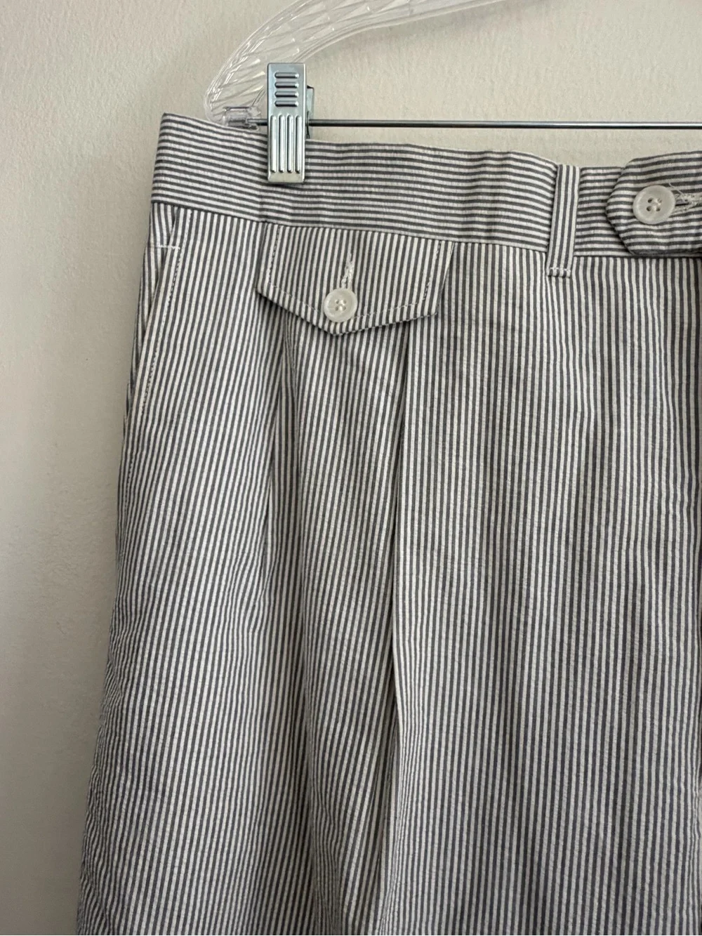 Vtg KUPPENHEIMER Seersucker Casual Pants - Men's Size 38x30 - Gray/White Stripe